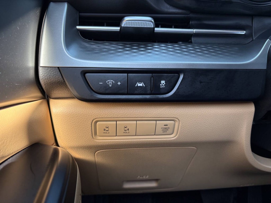2023 Kia Carnival Image 12