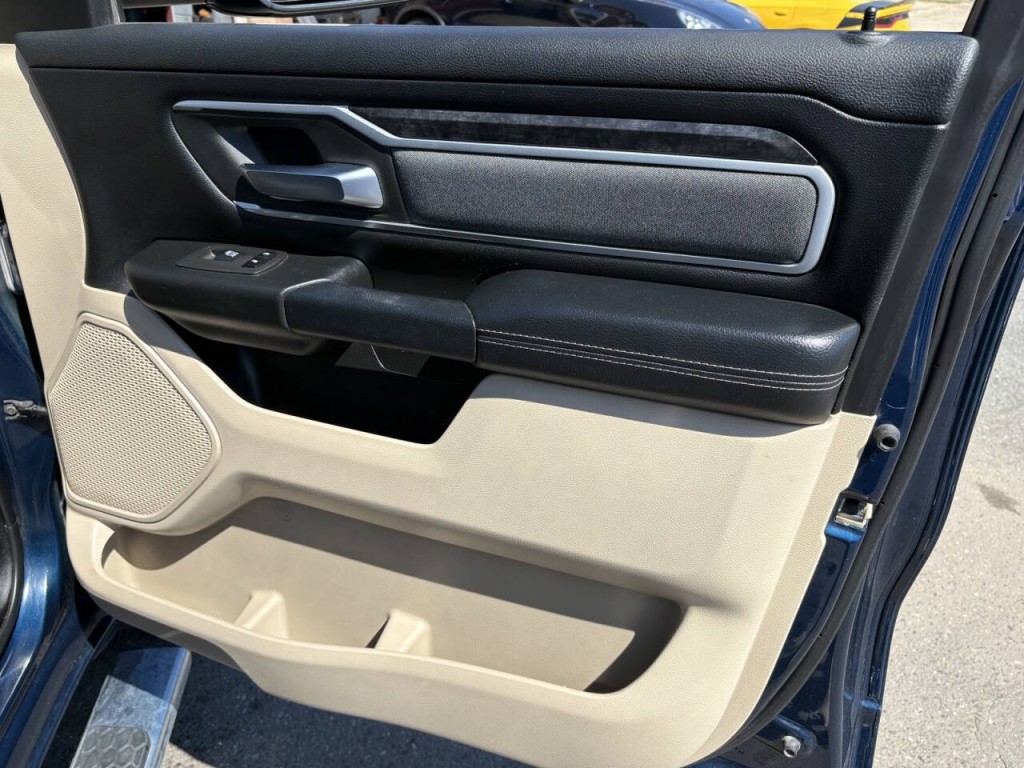2021 RAM 1500 Image 31