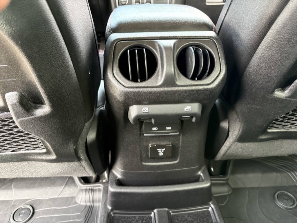 2021 Jeep Wrangler Unlimited Image 24