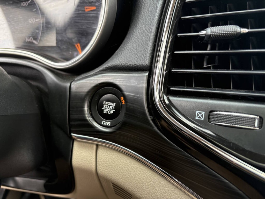 2021 Jeep Grand Cherokee Image 16