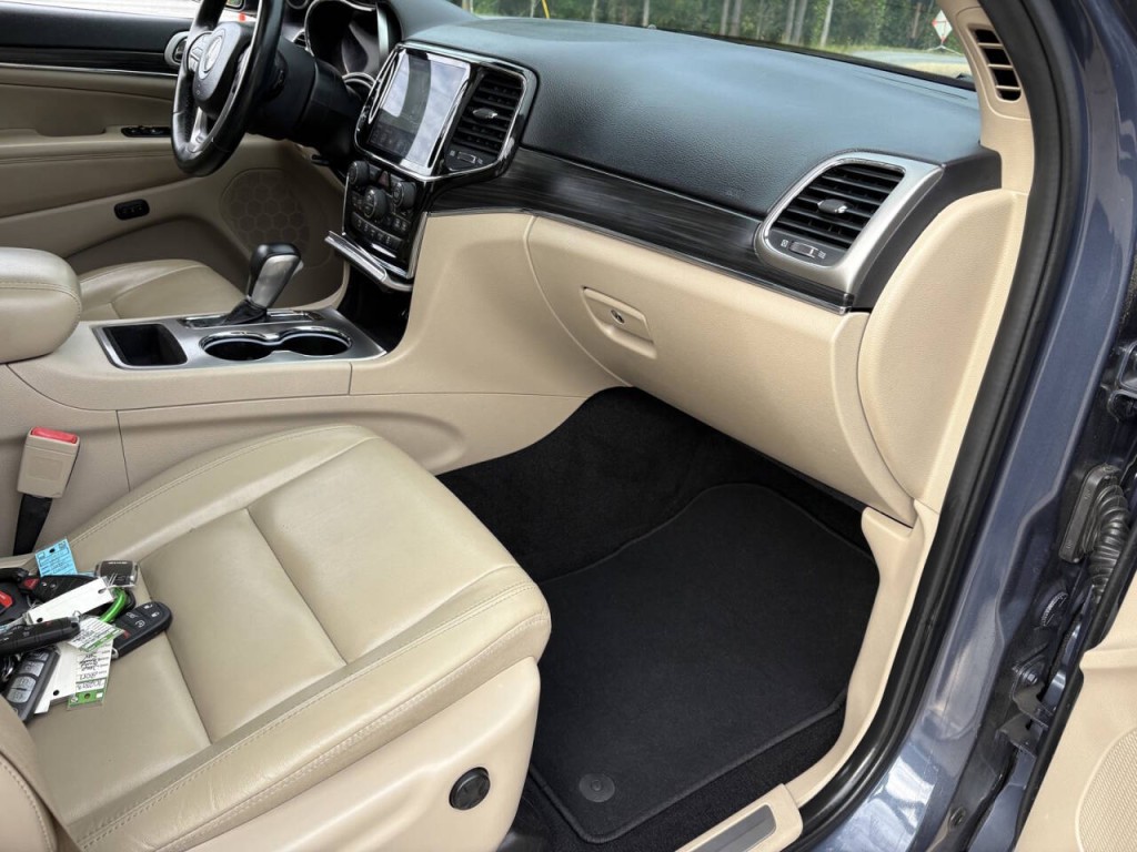 2021 Jeep Grand Cherokee Image 32