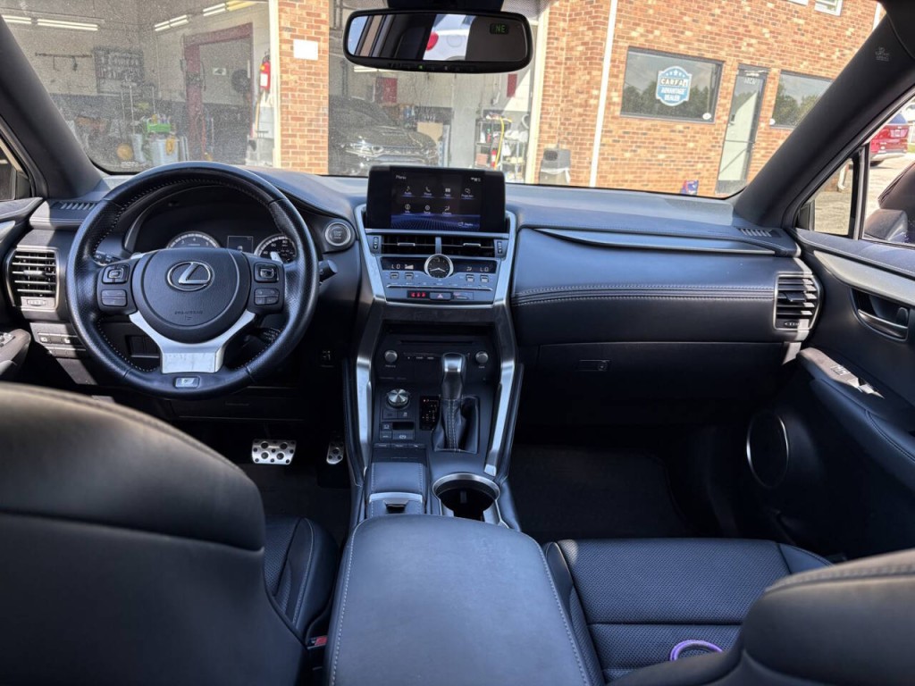 2021 Lexus NX 300 Image 23