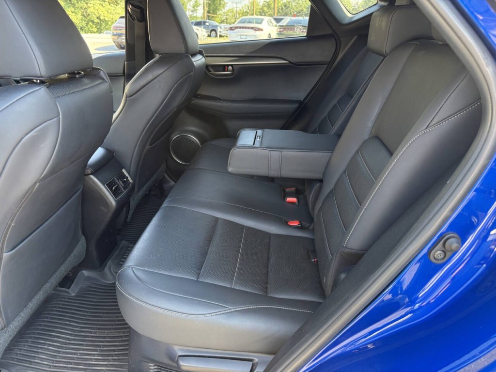 2021 Lexus NX 300 Image 25