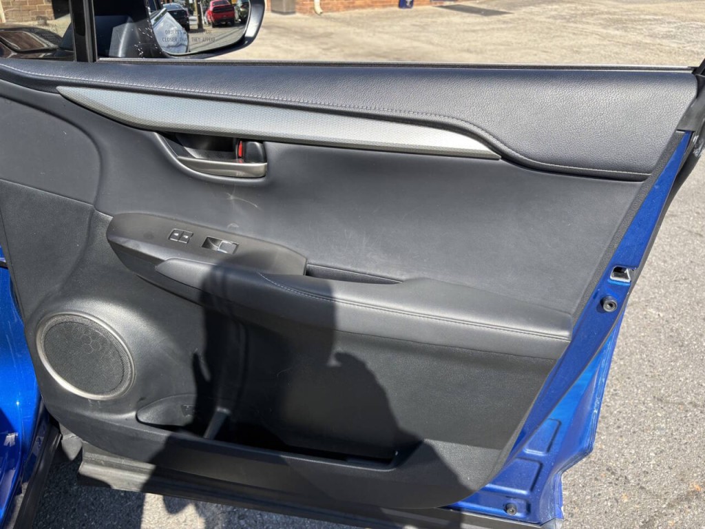 2021 Lexus NX 300 Image 27