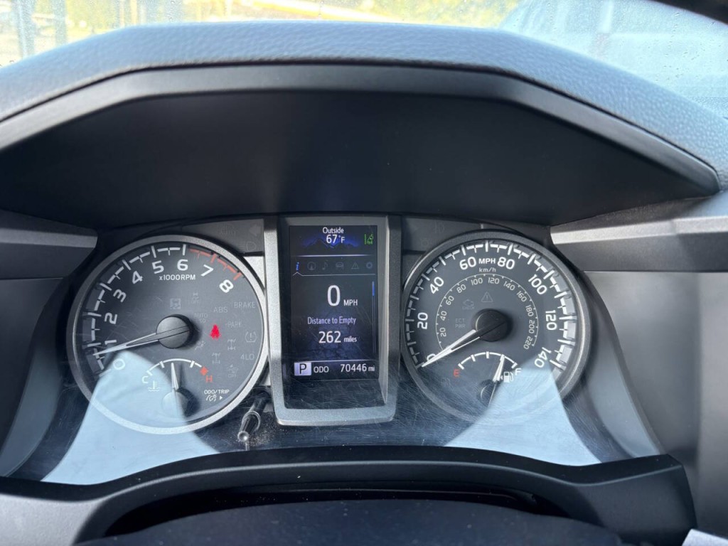 2019 Toyota Tacoma Image 15