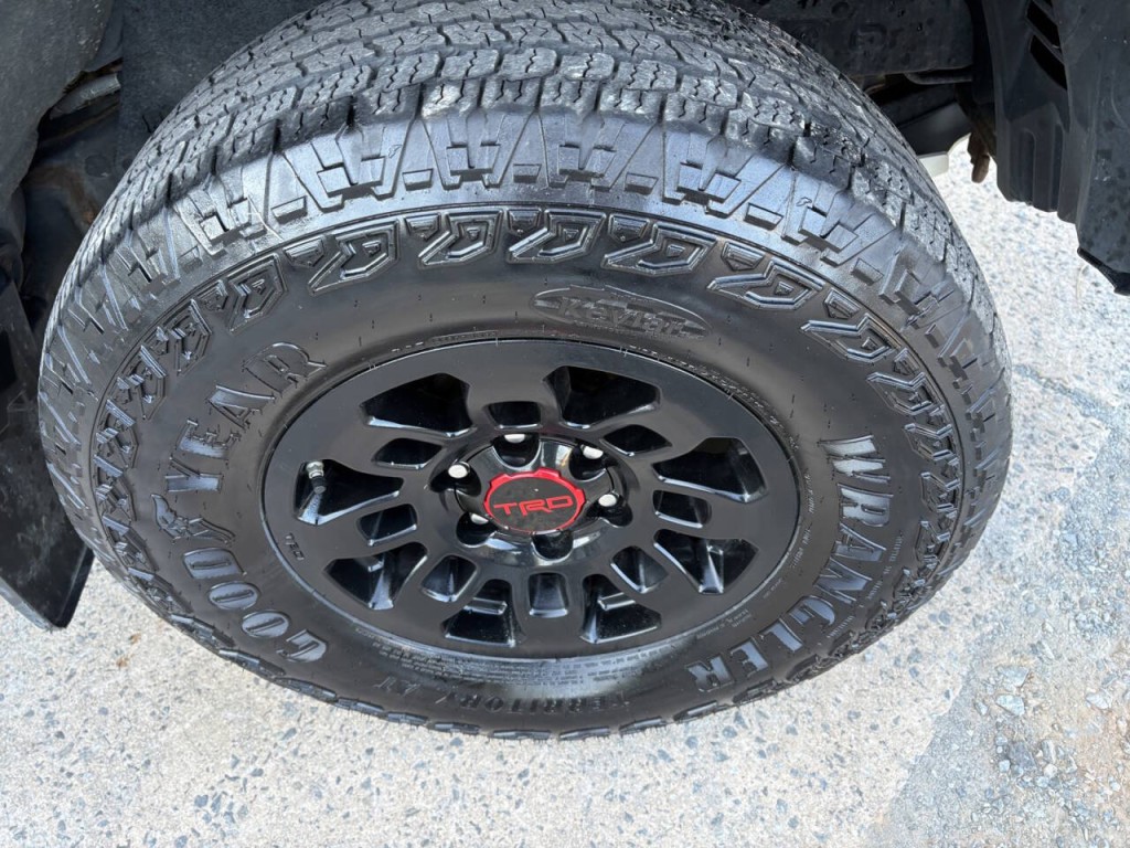 2019 Toyota Tacoma Image 33