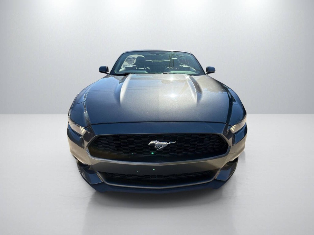 2017 Ford Mustang Image 2