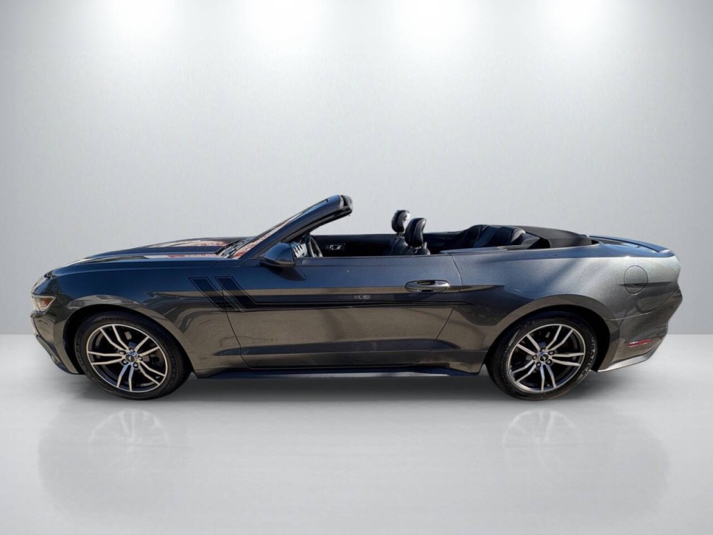 2017 Ford Mustang Image 4
