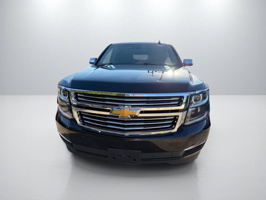 2017 Chevrolet Tahoe Image 2