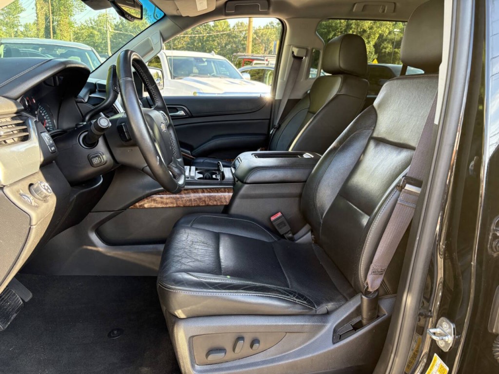 2017 Chevrolet Tahoe Image 11