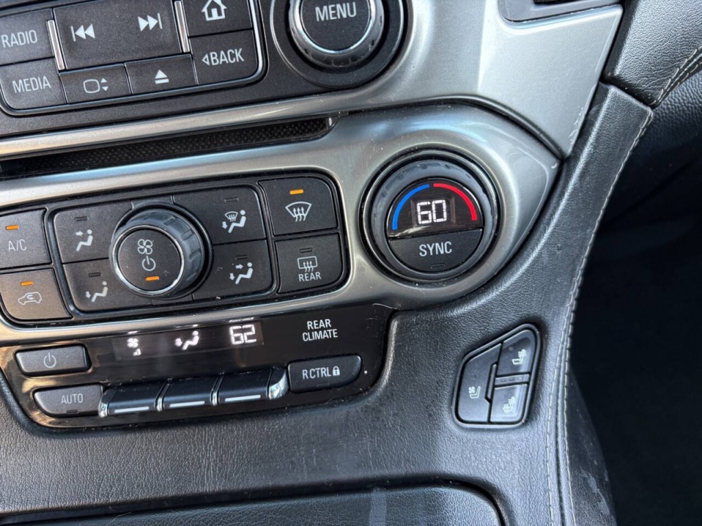 2017 Chevrolet Tahoe Image 22