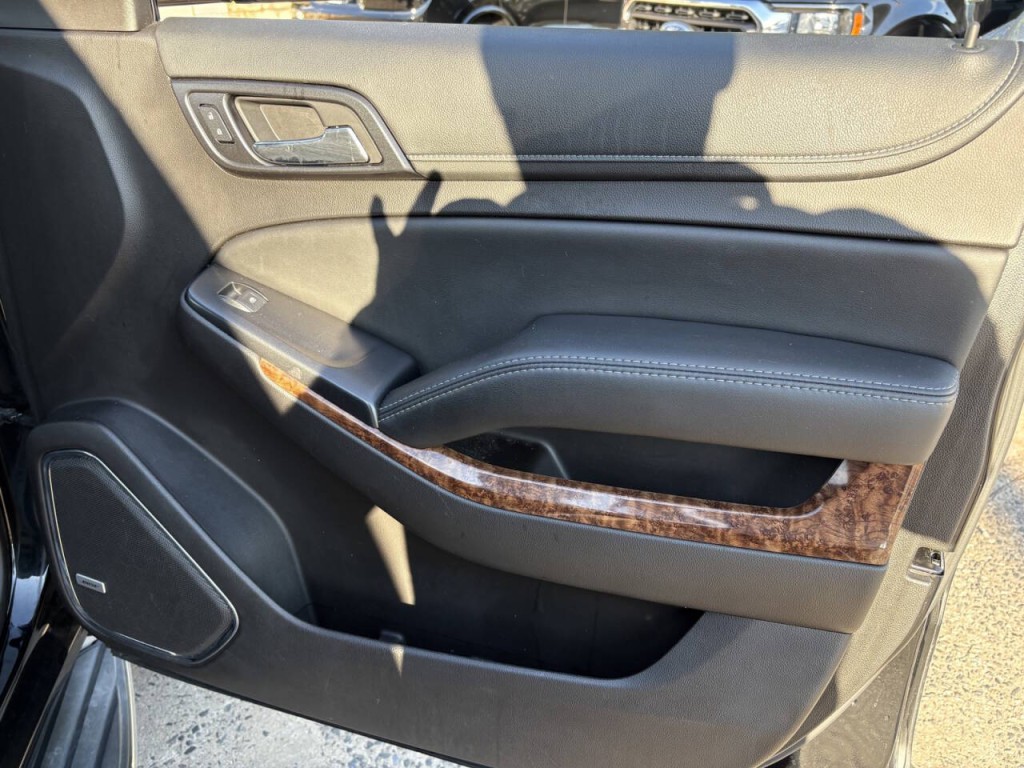 2017 Chevrolet Tahoe Image 33