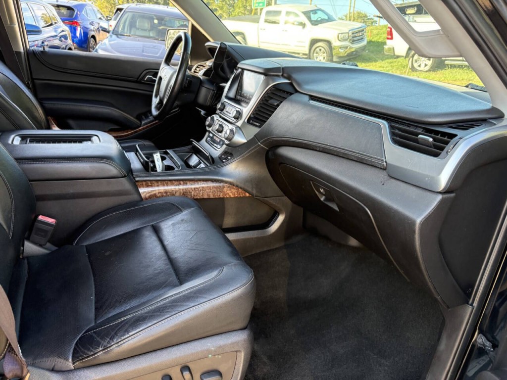 2017 Chevrolet Tahoe Image 35