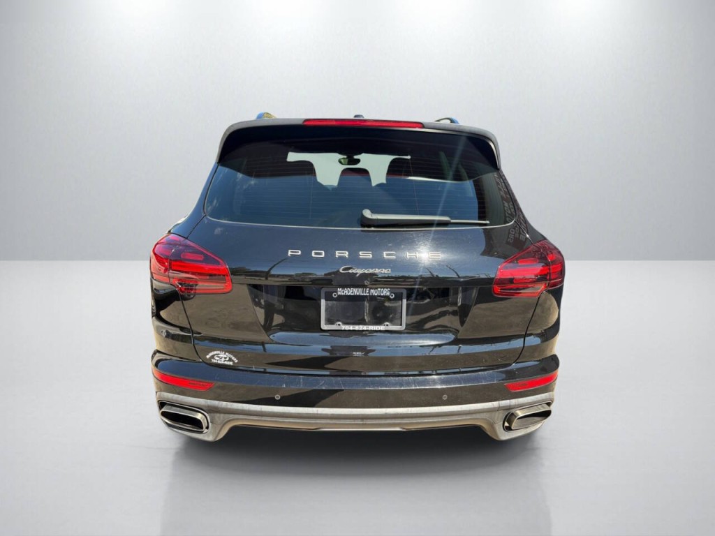 2017 Porsche Cayenne Image 6
