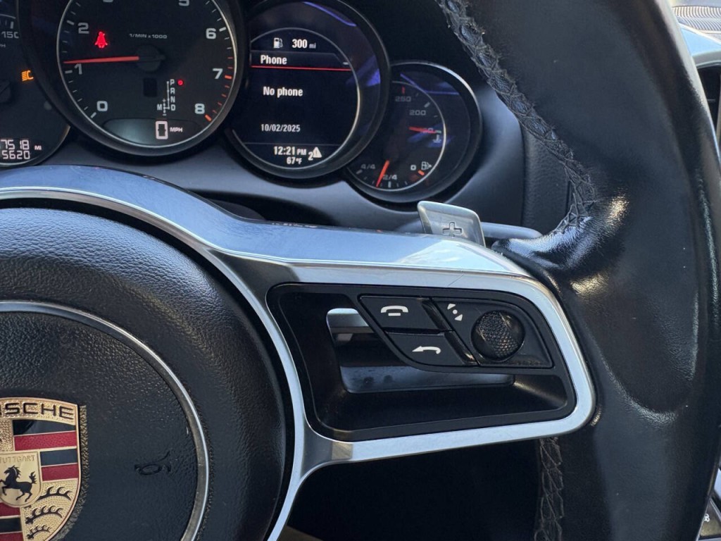2017 Porsche Cayenne Image 15