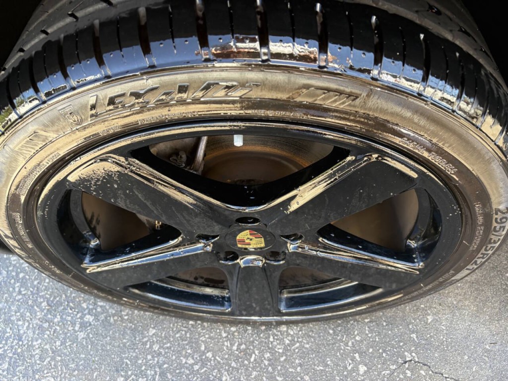 2017 Porsche Cayenne Image 37