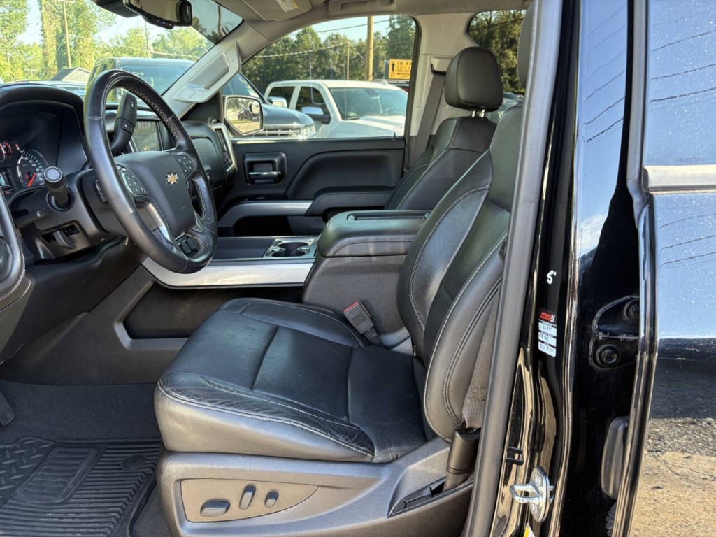 2018 Chevrolet Silverado 1500 Image 11