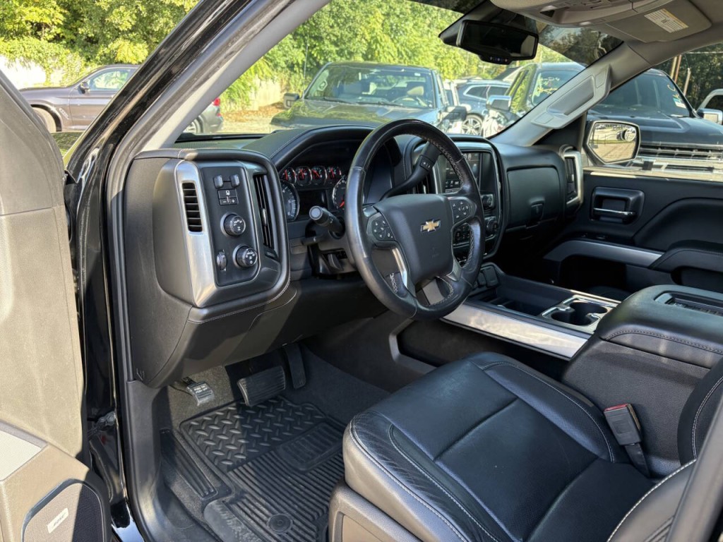 2018 Chevrolet Silverado 1500 Image 12