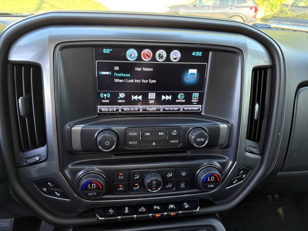 2018 Chevrolet Silverado 1500 Image 19