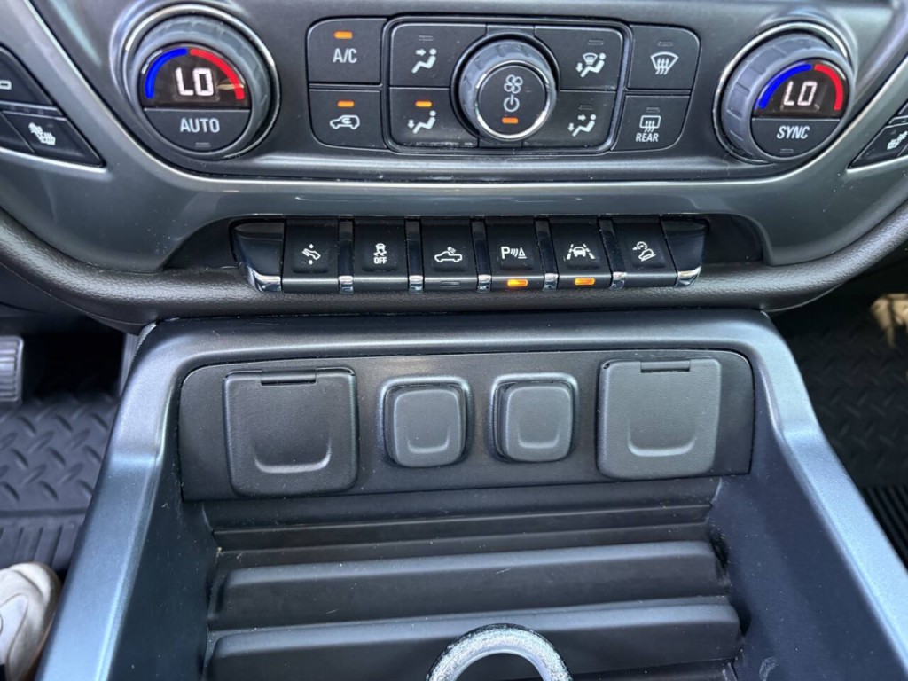 2018 Chevrolet Silverado 1500 Image 22