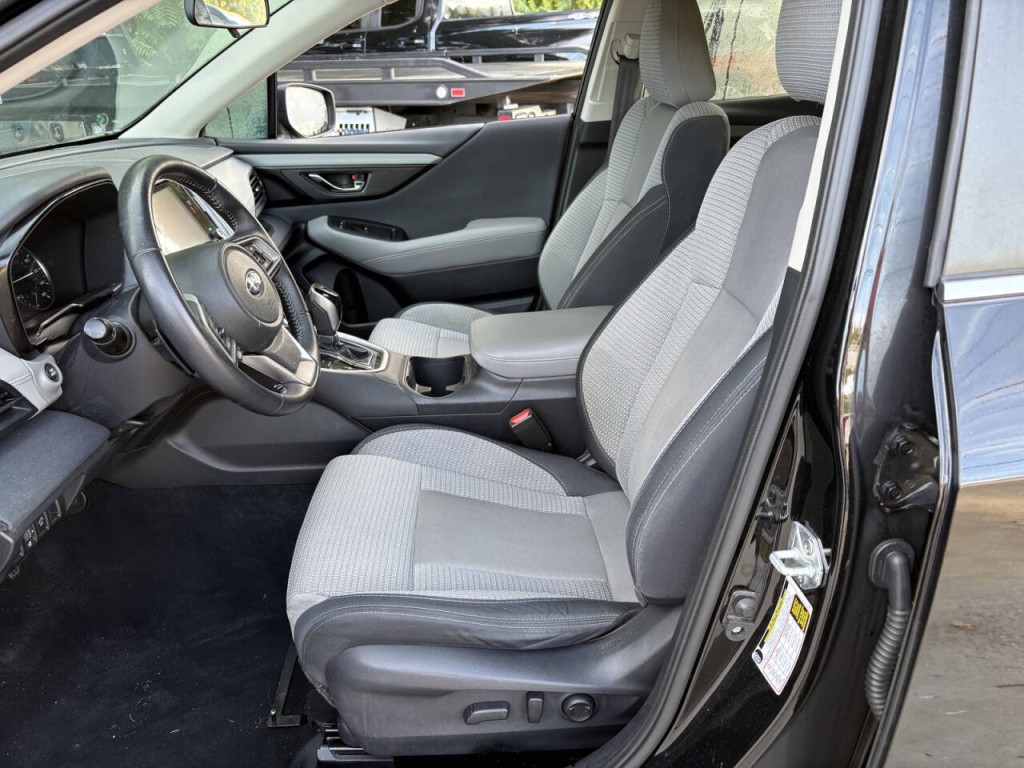 2022 Subaru Outback Image 10