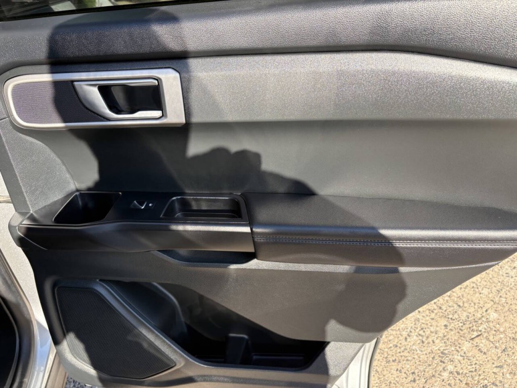 2023 Ford Explorer Image 31