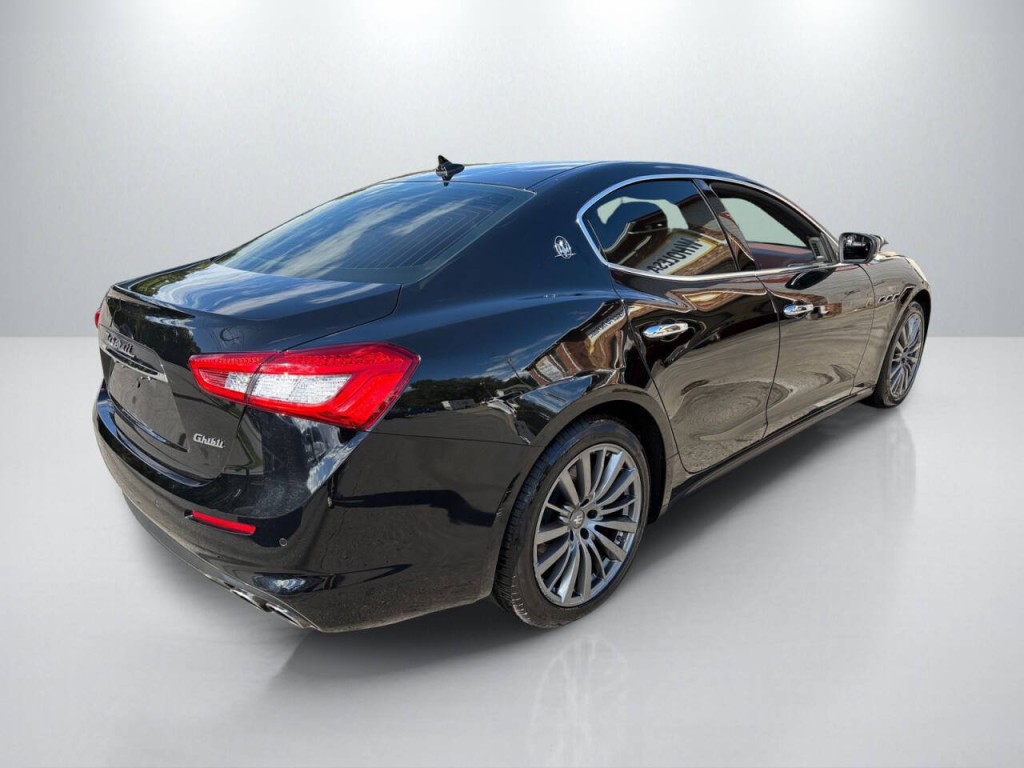 2019 Maserati Ghibli Image 7