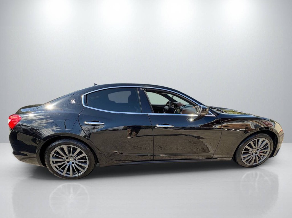 2019 Maserati Ghibli Image 8