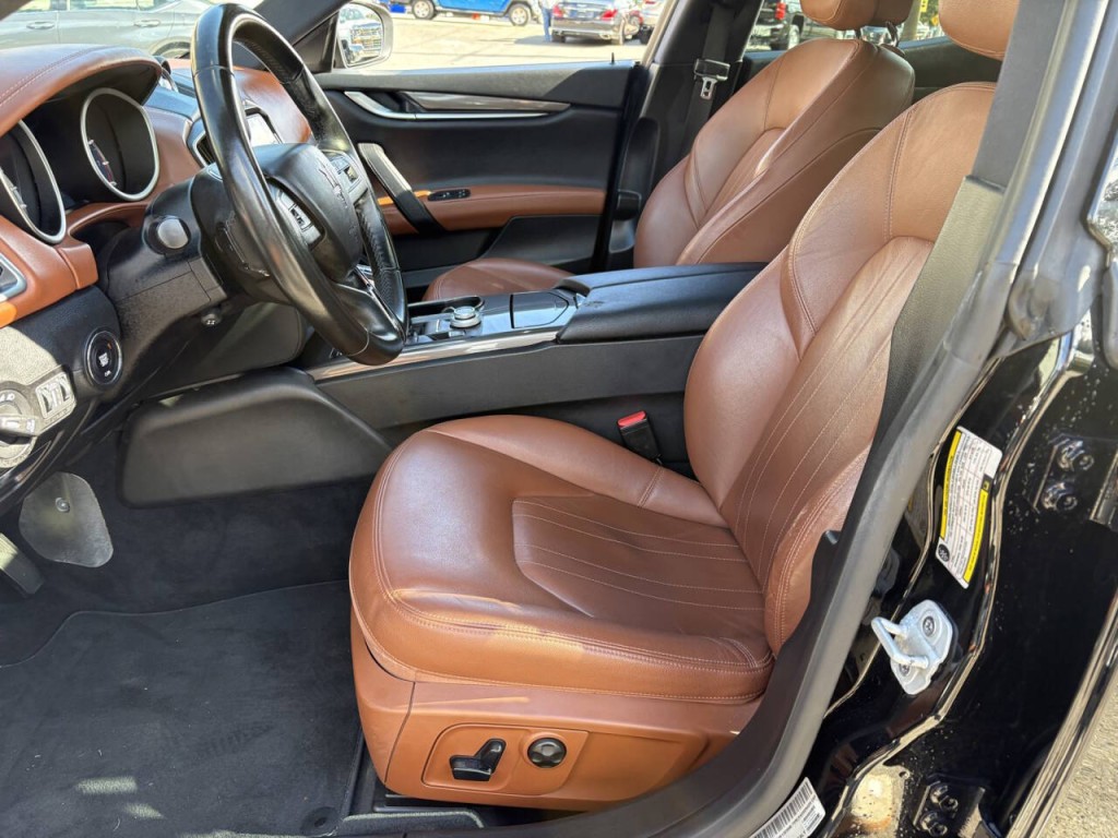 2019 Maserati Ghibli Image 11