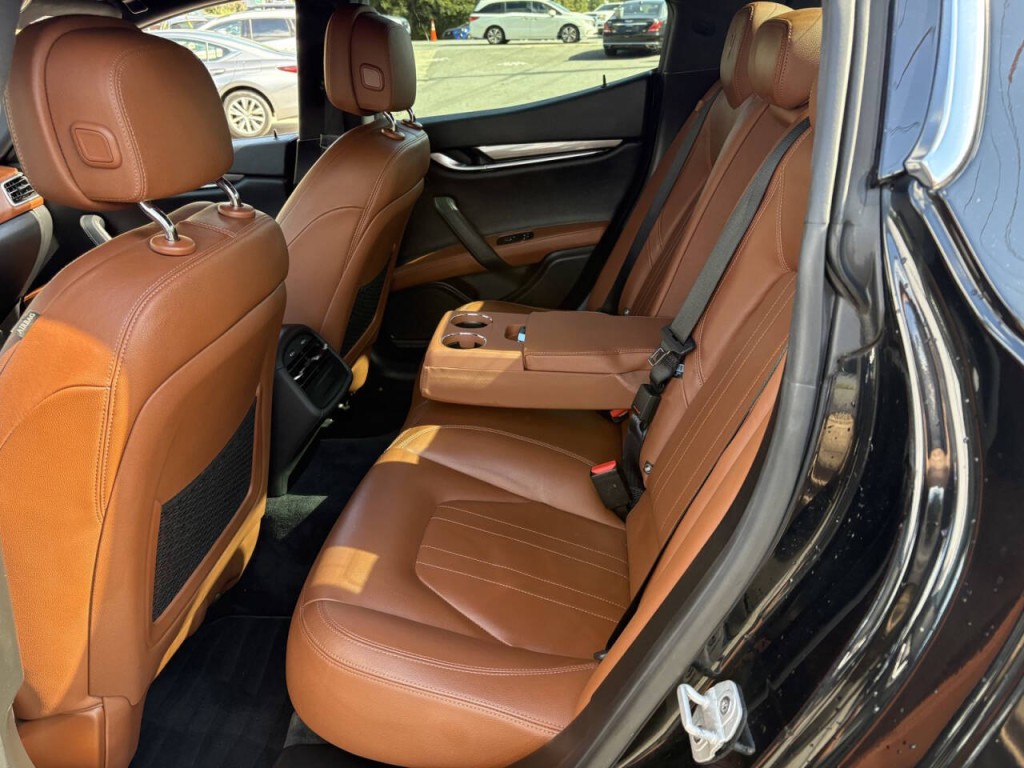 2019 Maserati Ghibli Image 25