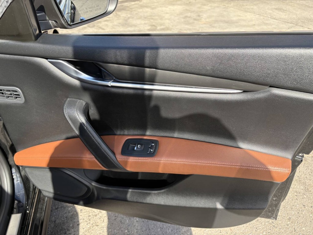 2019 Maserati Ghibli Image 27