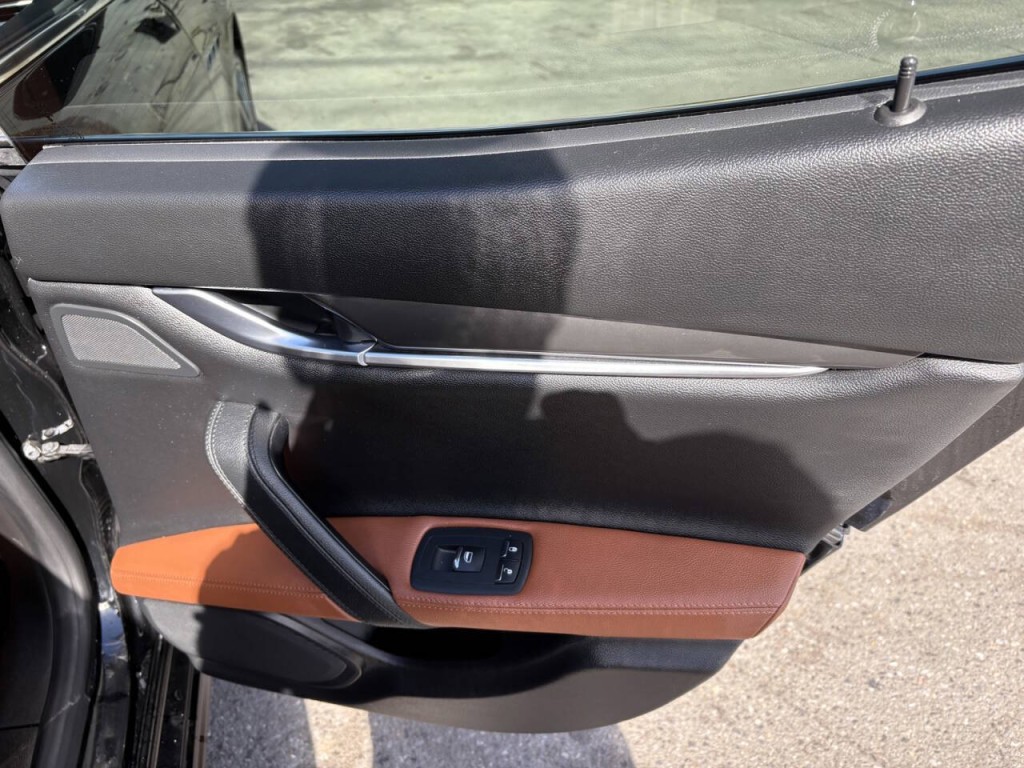 2019 Maserati Ghibli Image 30