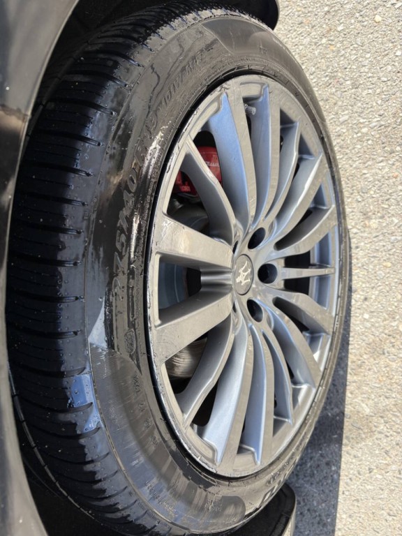 2019 Maserati Ghibli Image 35
