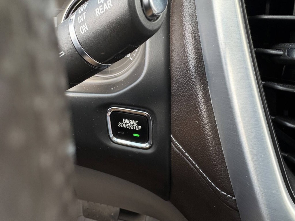 2021 GMC Acadia Image 16