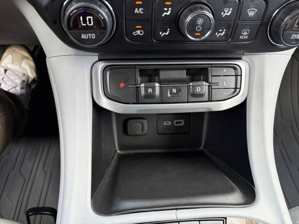 2021 GMC Acadia Image 19