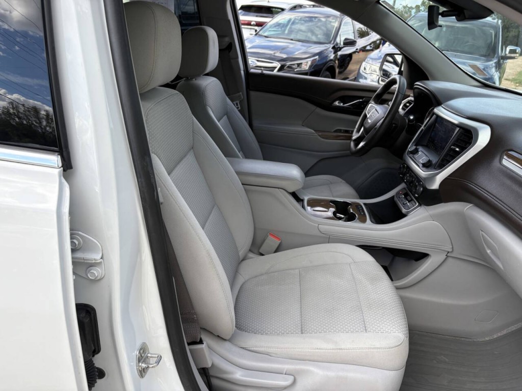2021 GMC Acadia Image 27