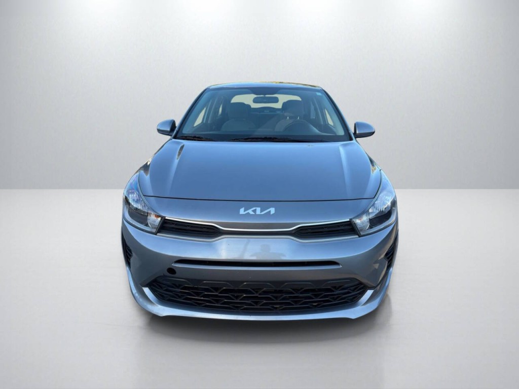 2023 Kia Rio Image 2