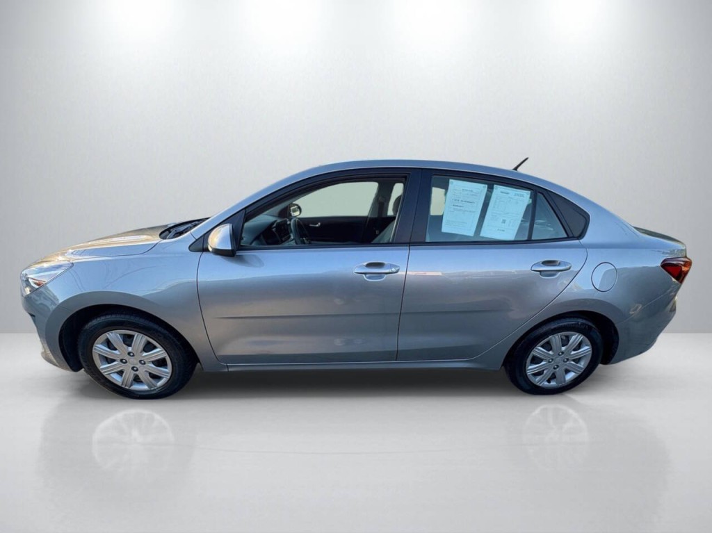 2023 Kia Rio Image 4