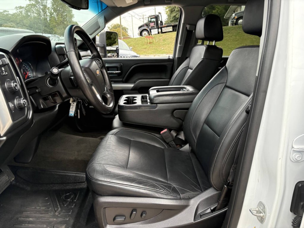 2018 Chevrolet Silverado 1500 Image 10