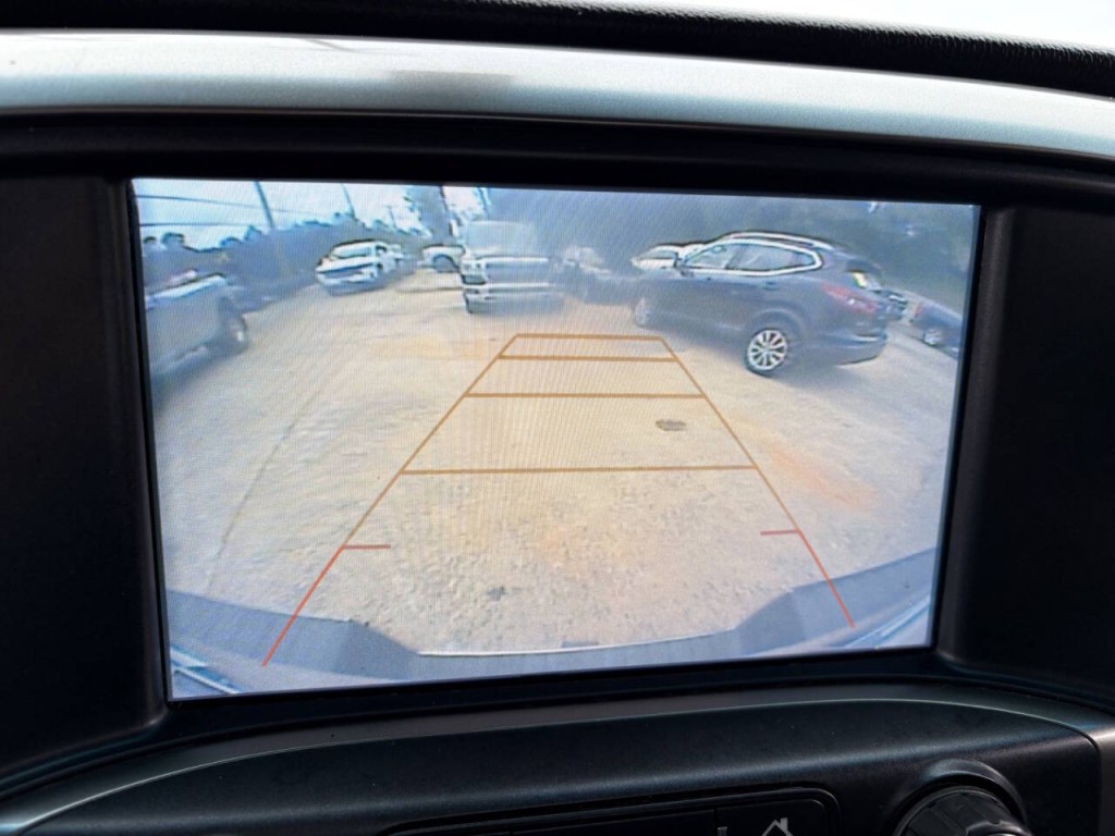 2018 Chevrolet Silverado 1500 Image 18