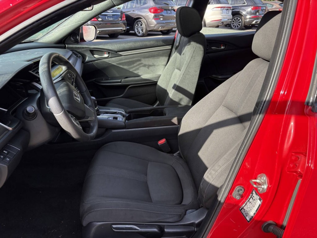 2017 Honda Civic Image 12