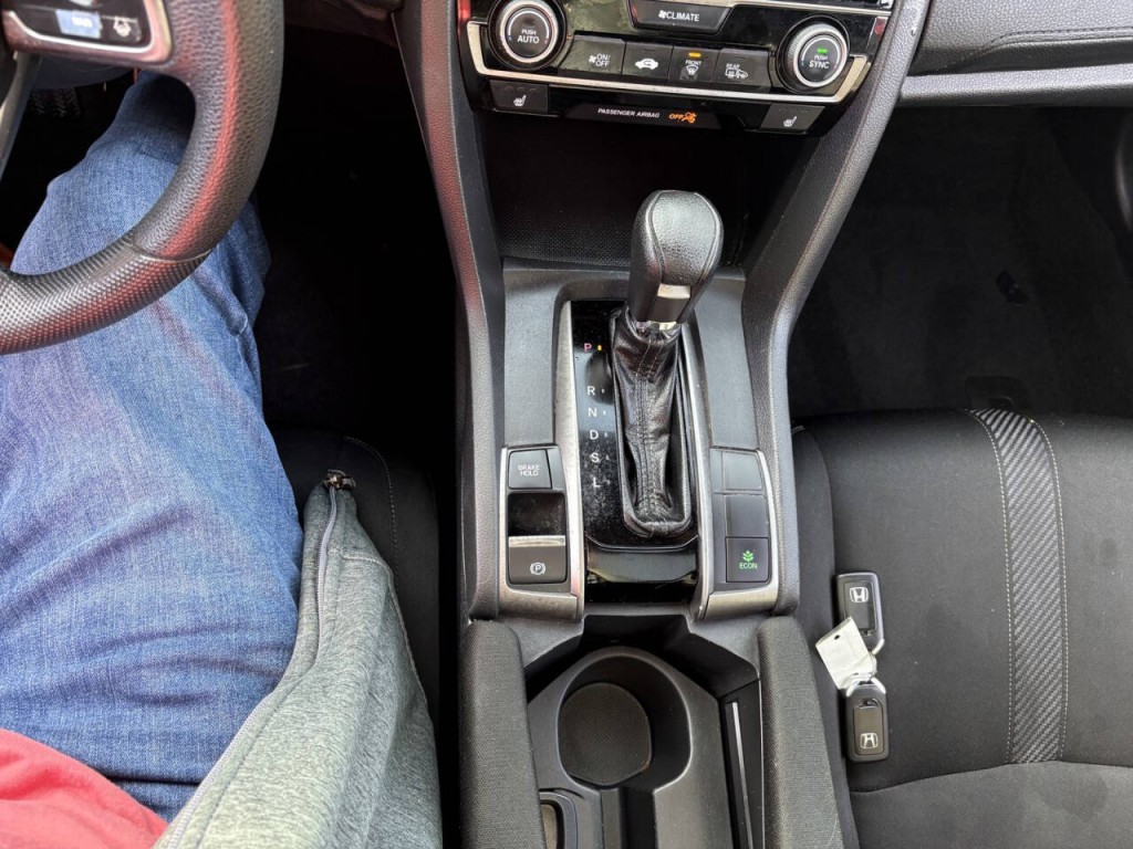 2017 Honda Civic Image 21