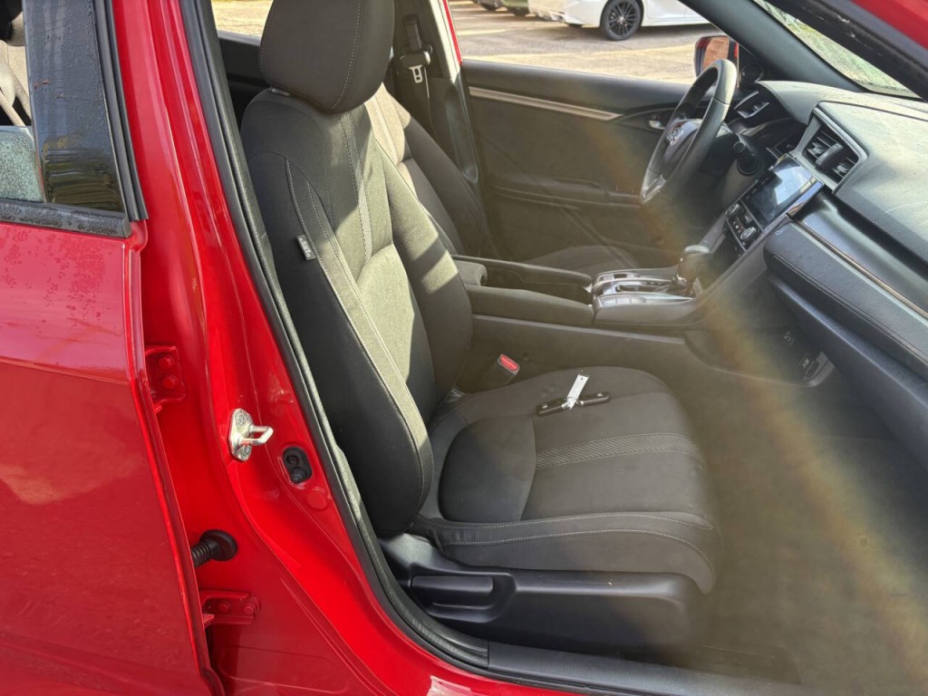 2017 Honda Civic Image 29