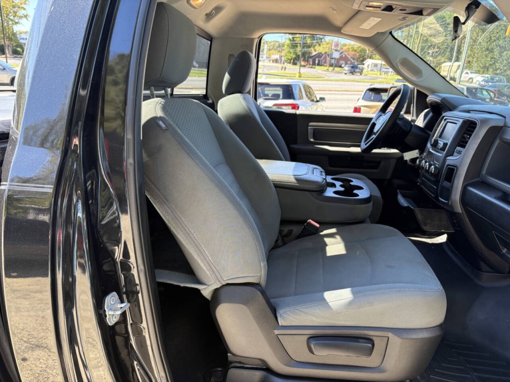2017 RAM 1500 Image 21