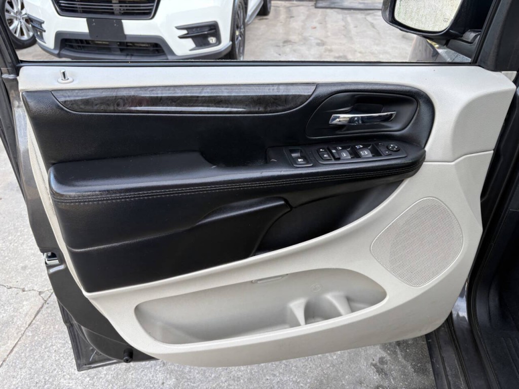 2019 Dodge Grand Caravan Image 9