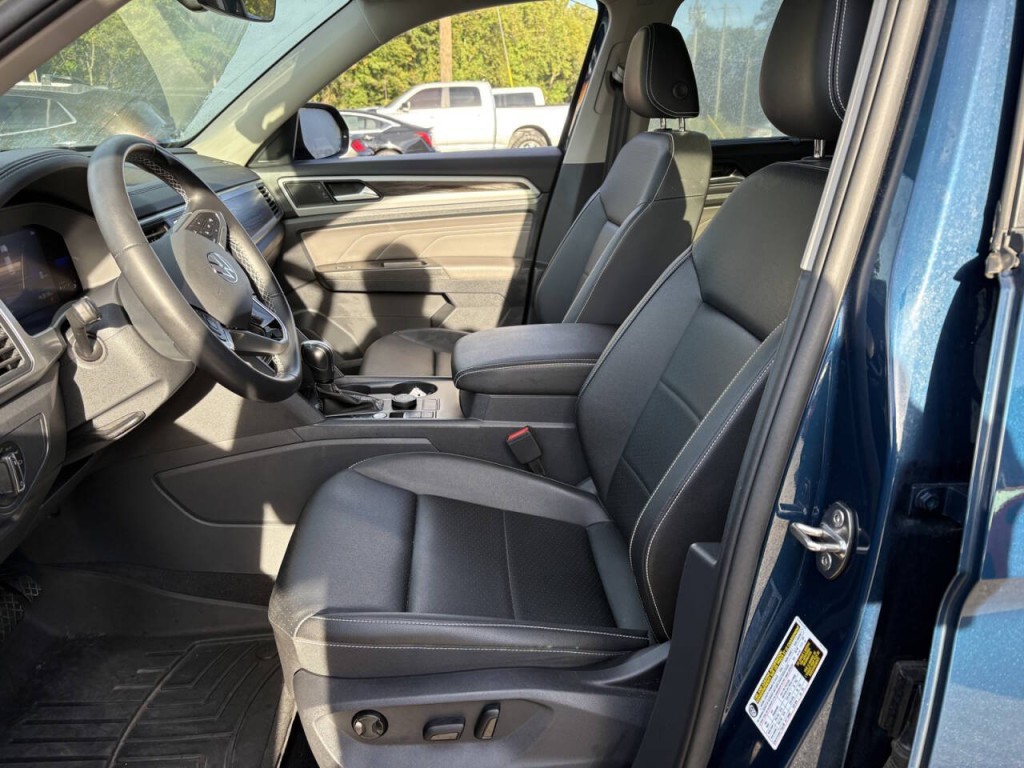 2023 Volkswagen Atlas Image 10