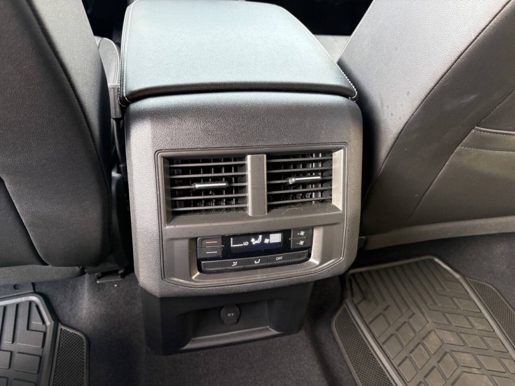 2023 Volkswagen Atlas Image 22