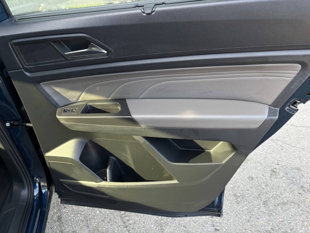 2023 Volkswagen Atlas Image 29