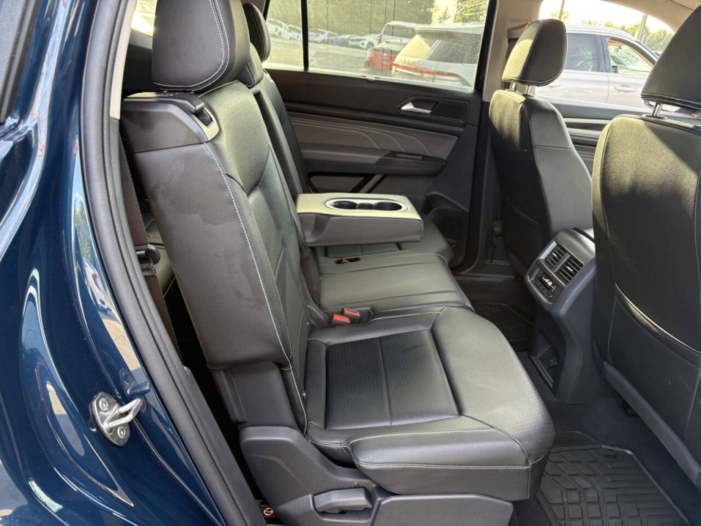 2023 Volkswagen Atlas Image 30
