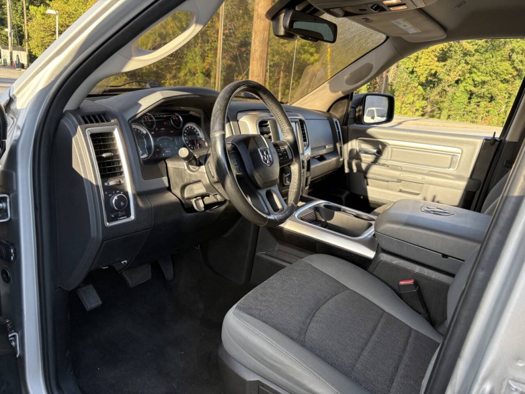 2017 RAM 1500 Image 11